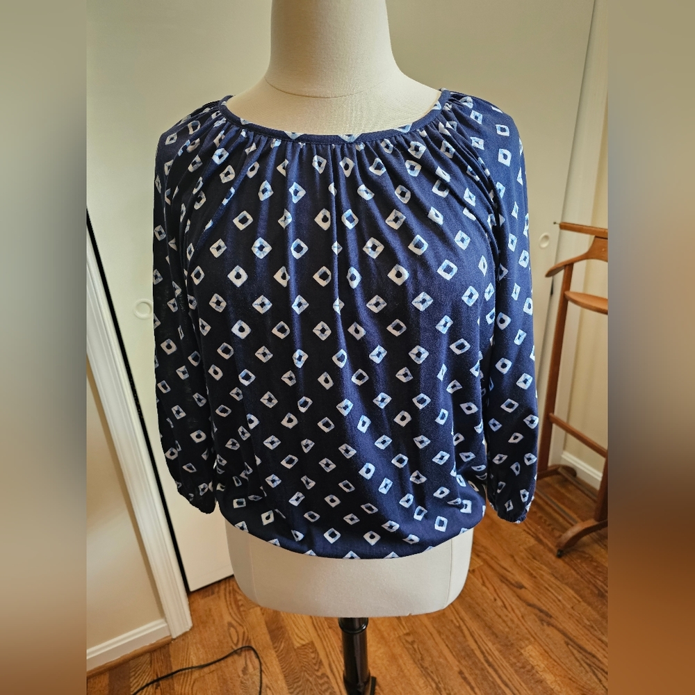 Michael Kors Womens Women Long Sleeve Jewel Neck Top. Size L. Color Blue.